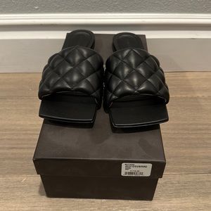 Worn once authentic Lido slides
